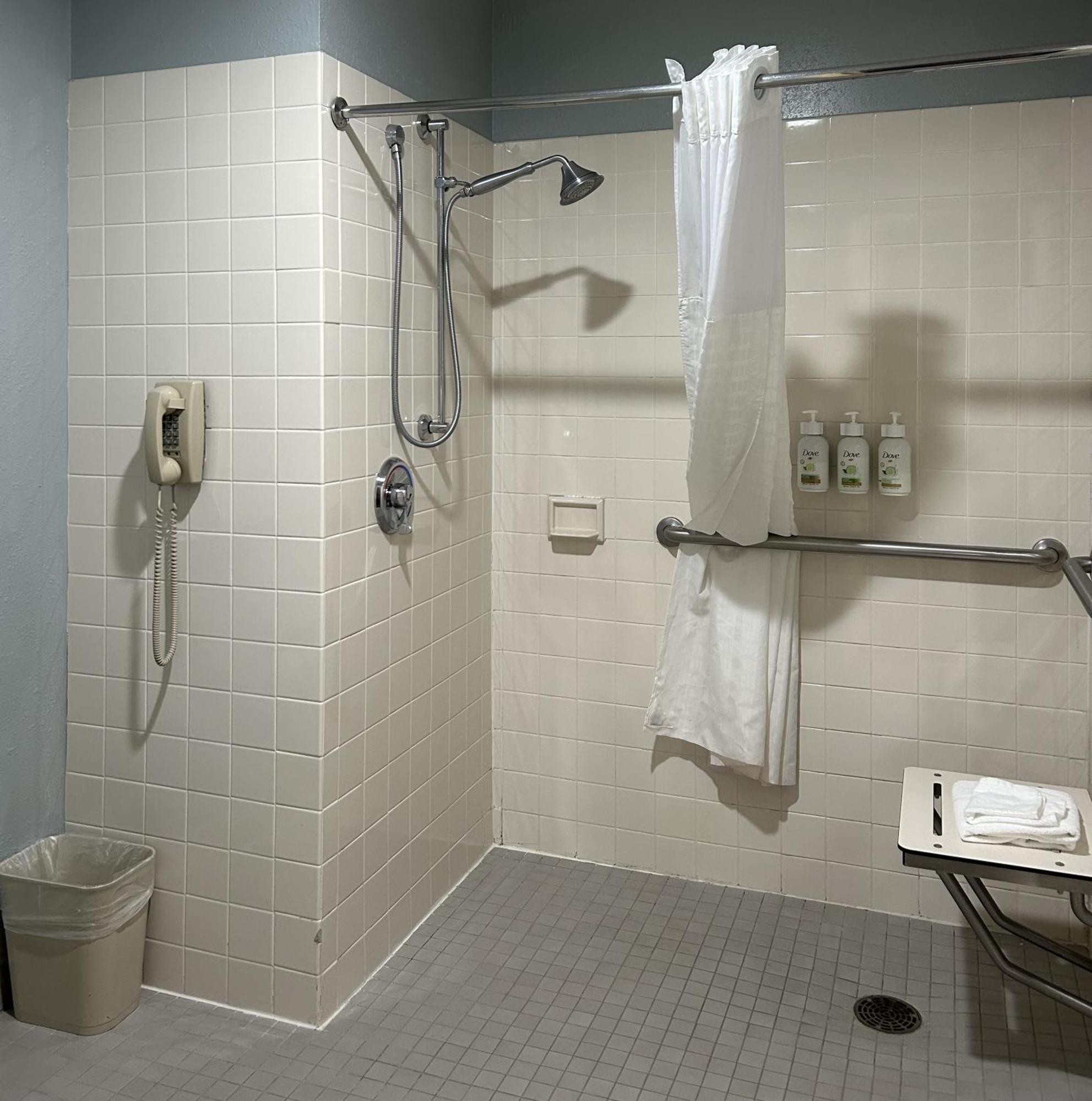 Hotel Baymont By Wyndham 3*